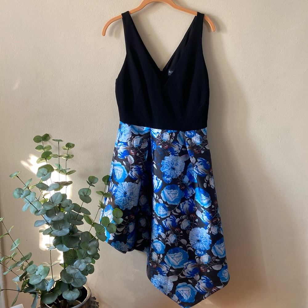 Sachin & Babi Noir Silk Floral Cocktail Dress 6 Blue Black High Low Fit Flare